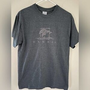 Gildan Gray Hawaii Jumping Dolphins T Shirt With Raised Print Size Medium